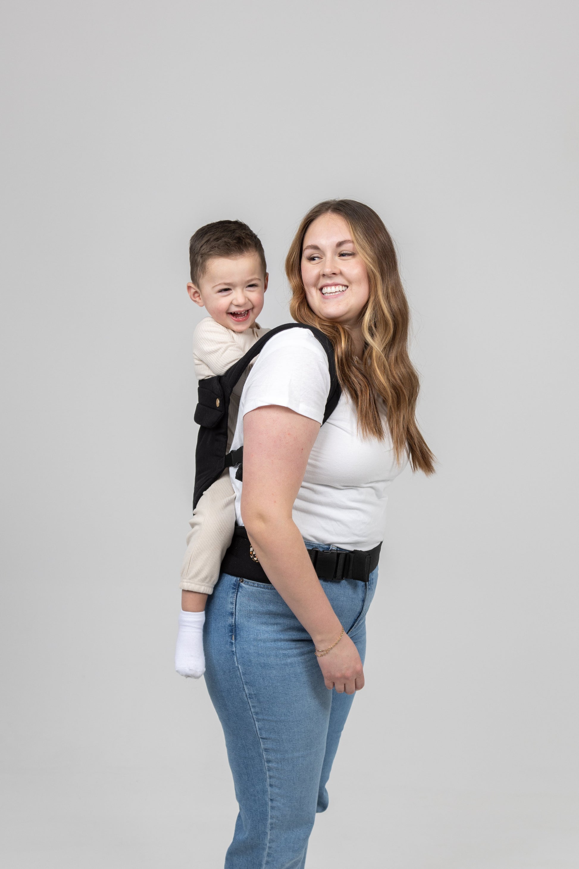 The Monarch Carrier - Ebony